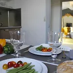 Maison Bacou Cite 2 *